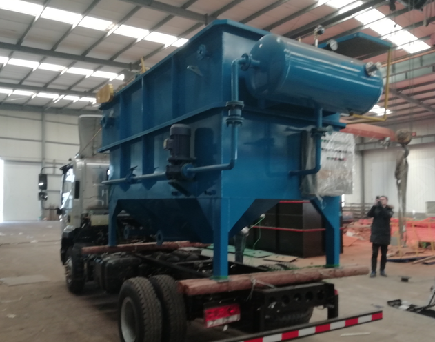 氣浮機成套設(shè)備廠家，山東氣浮機廠家樂中環(huán)保為您介紹氣浮機原理